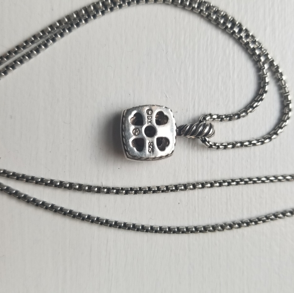 David Yurman Petit Albion Pendant Necklace - Picture 4 of 5